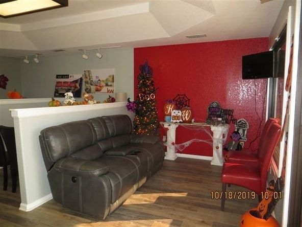 Commercial/Industrial Office: 206 Western Dr, Del Rio, TX 78840